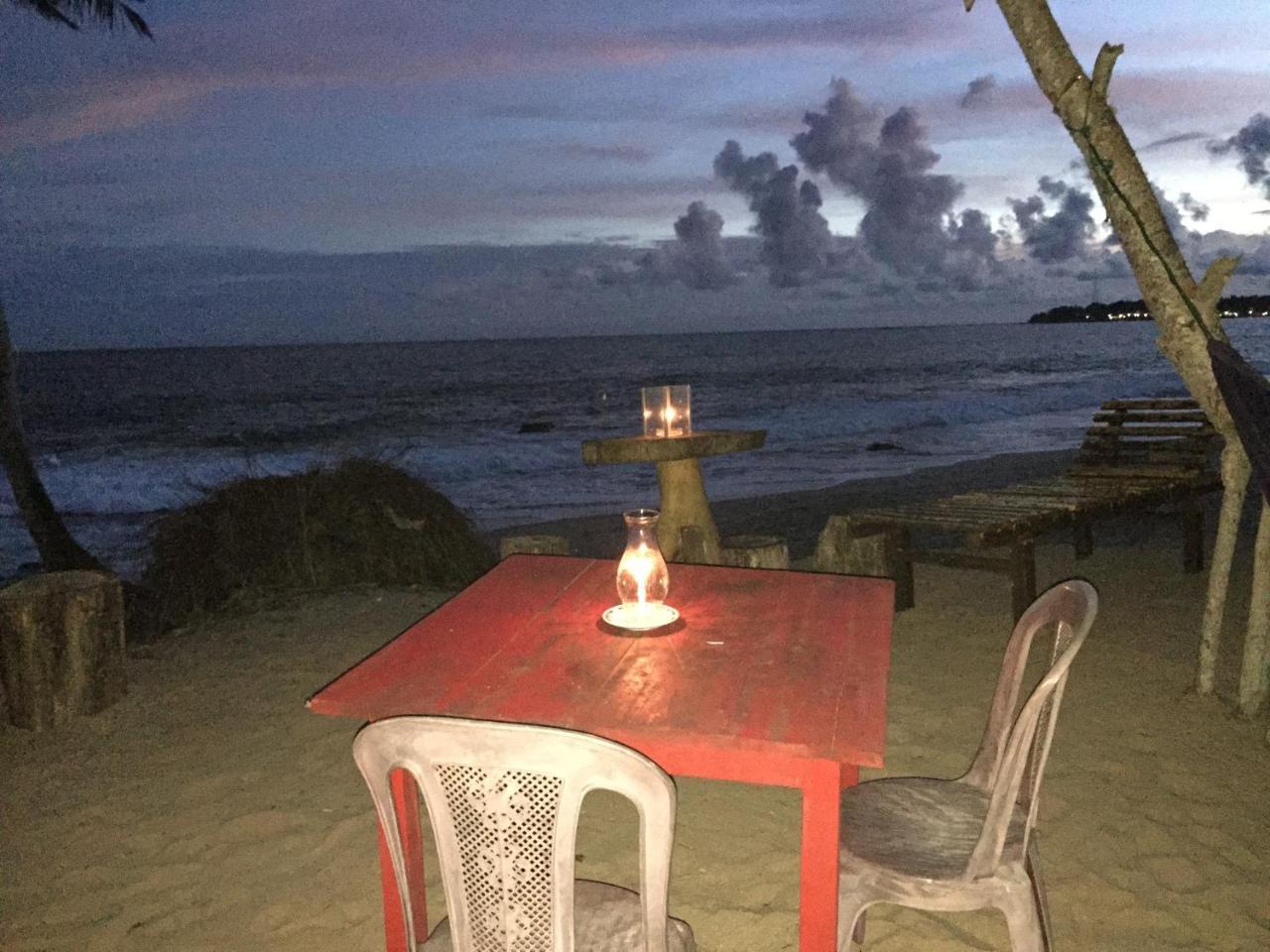 Aloha Beach Resort Tangalle Exterior foto