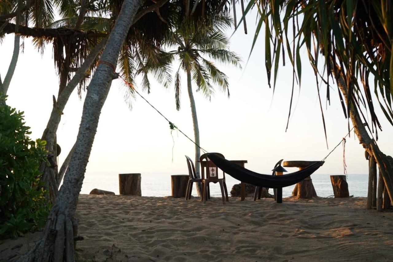 Aloha Beach Resort Tangalle Exterior foto